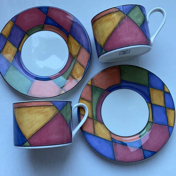 Victoria and Beale prism cups and saucers - Picture 2 of 7